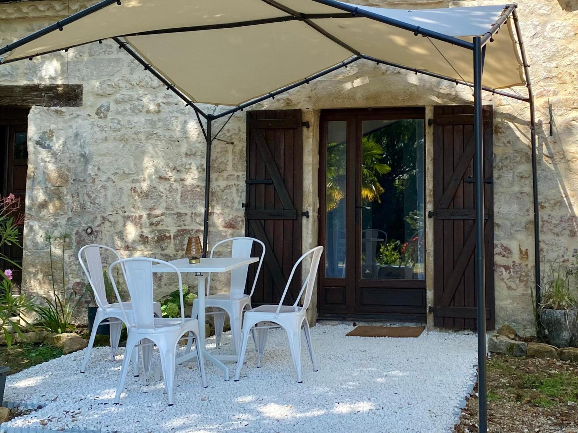 Bed and Breakfast Domaine Valenquercy Cazillac Экстерьер фото
