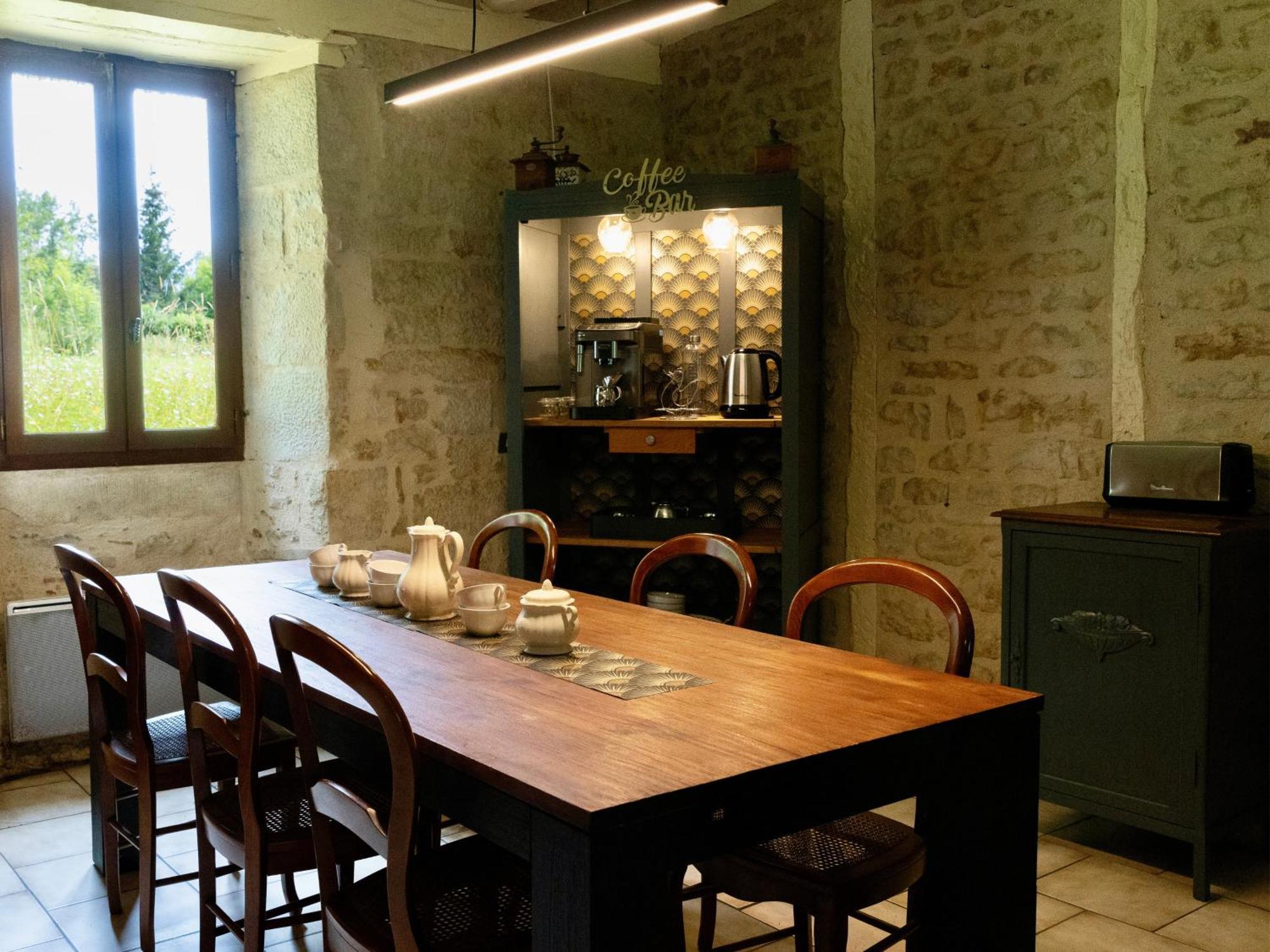 Bed and Breakfast Domaine Valenquercy Cazillac Экстерьер фото