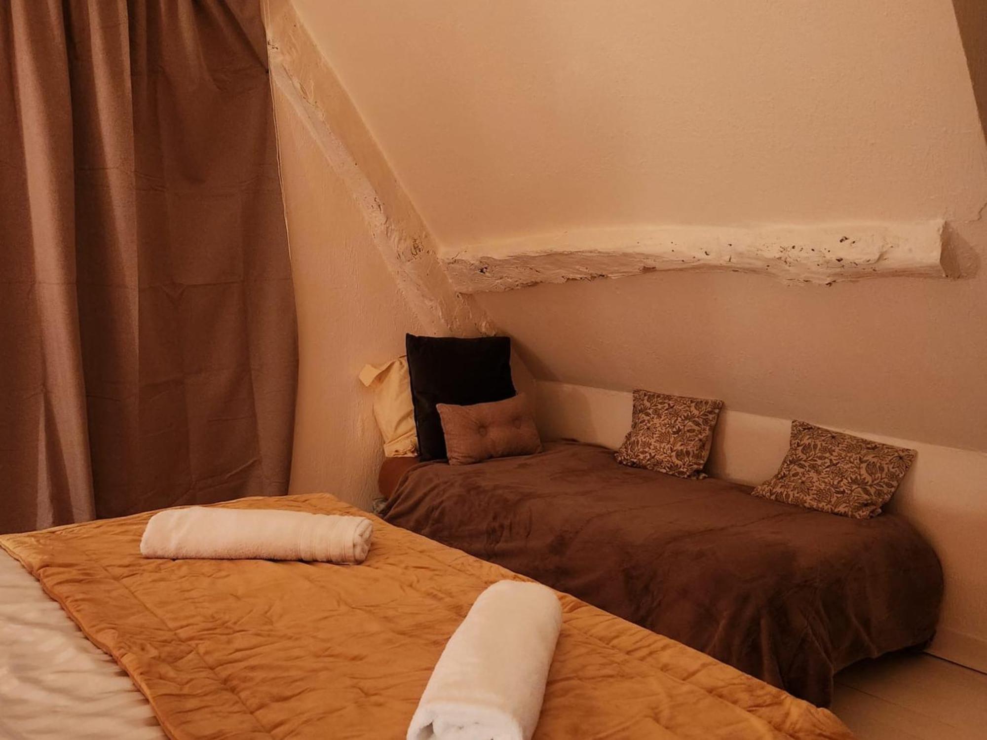 Bed and Breakfast Domaine Valenquercy Cazillac Экстерьер фото